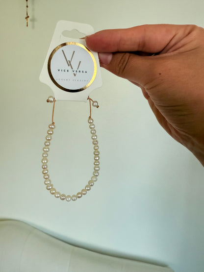 Cultured Freshwater Pearl Bracelets