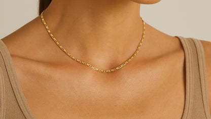 Collar de cadena Valentino chapado en oro auténtico de 18 quilates