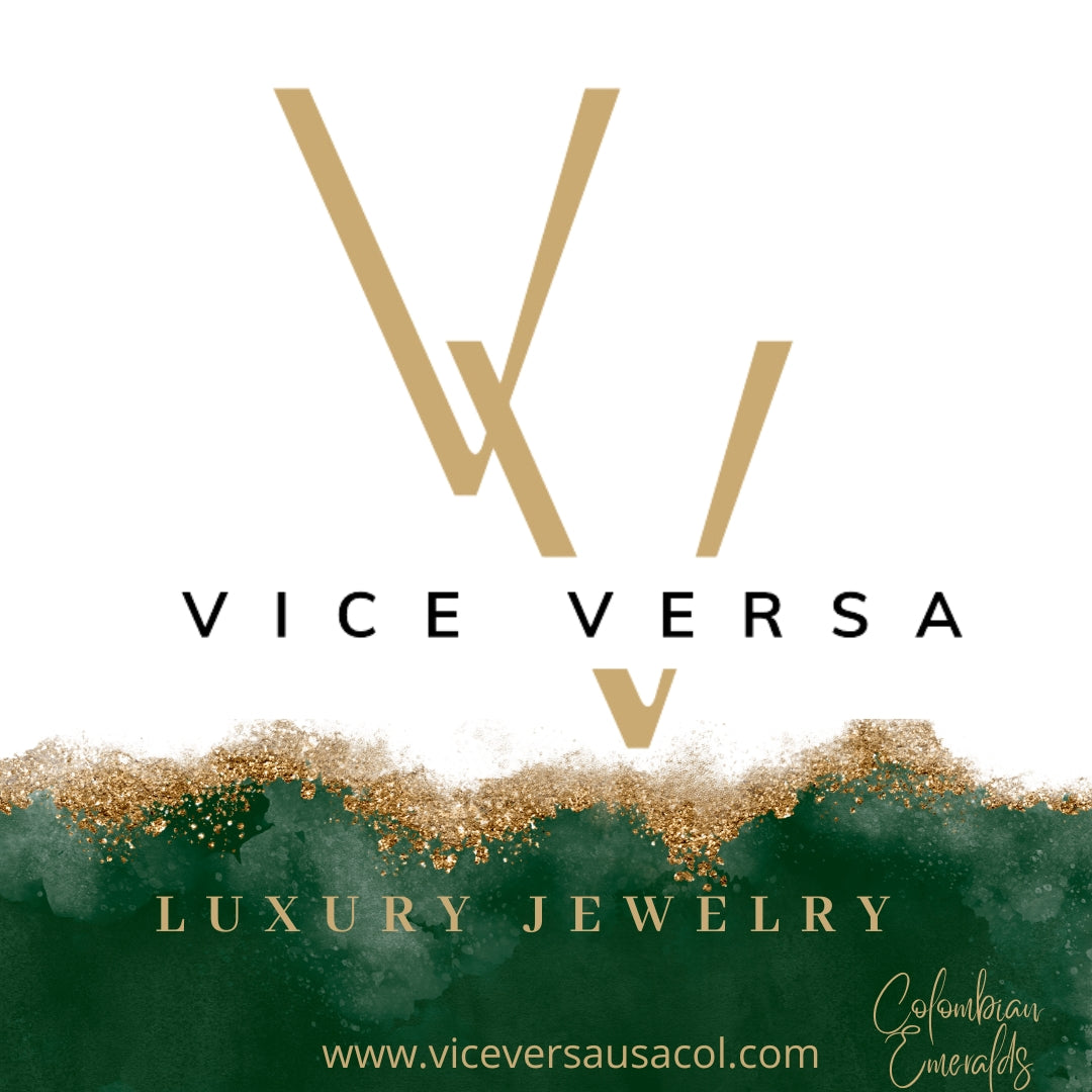 Circle Shape Colombian Emerald charm  Italian Solid Gold 18K