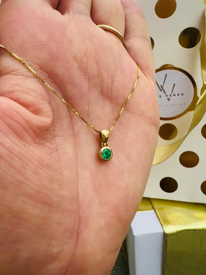 Circle Shape Colombian Emerald charm  Italian Solid Gold 18K